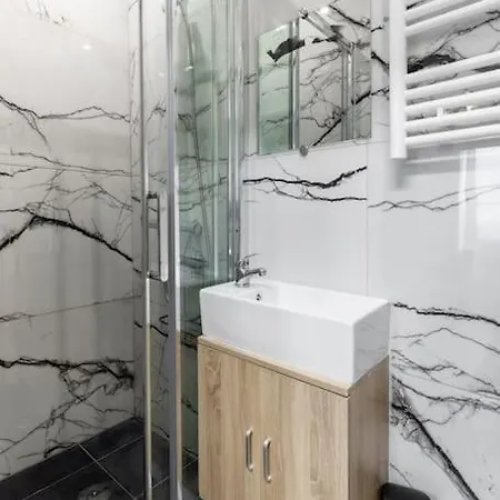 Apartment Tretaigne-montmartre Magnifique Cosy Studio Paris